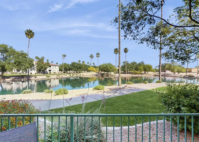 Superstition Springs Holiday home *